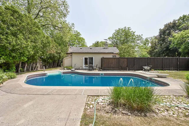 Additional image 26 of 179 Townsend Ave