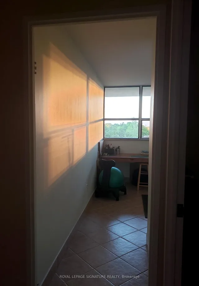 Additional image 39 of 1300 Marlborough Crt Unit 314