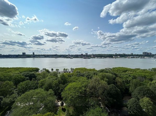 320 Riverside Dr APT 14G, New York, NY 10025