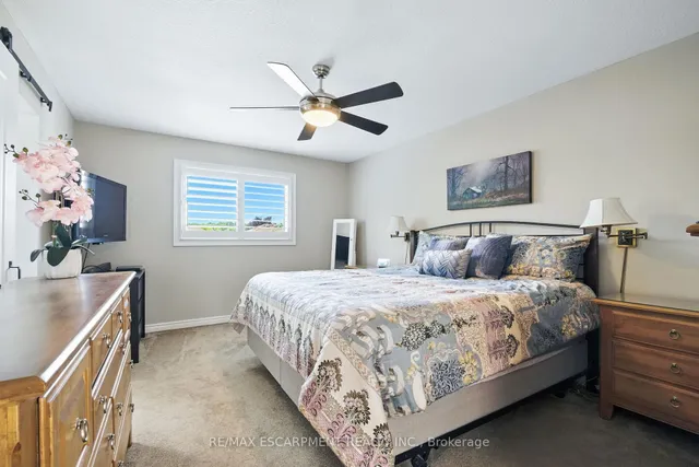 Additional image 30 of 17 Hillgarden Dr