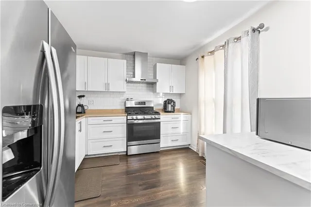 Additional image 21 of 900 Centralpark Dr Unit 115