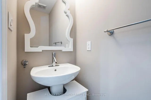 Additional image 11 of 2086 Ghent Ave Unit 41