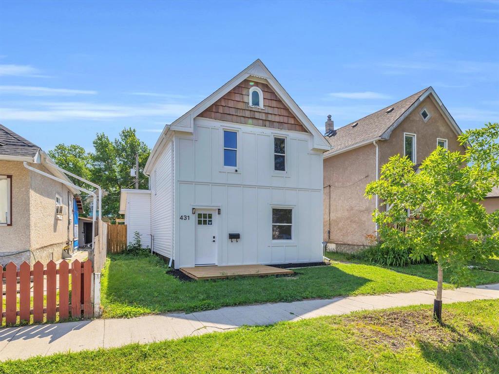 431 Beverley Street|Winnipeg, Manitoba R3G1T9