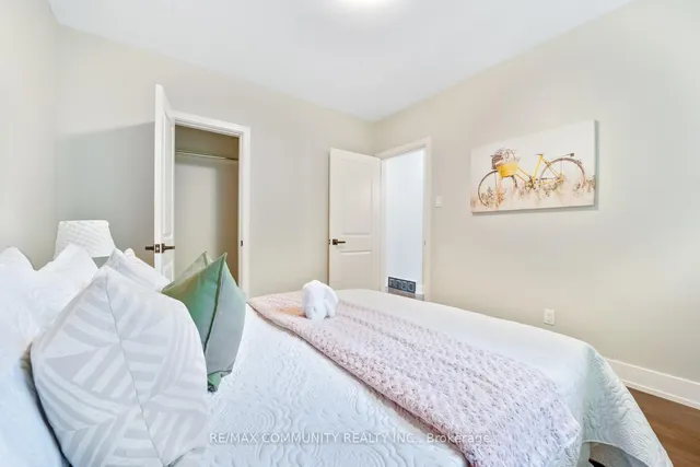 Additional image 31 of 22 Miramar Cres