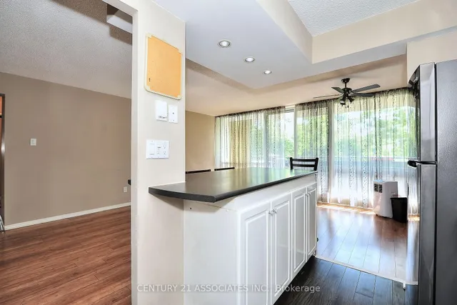 Additional image 18 of 10 Sunrise Ave Unit 312