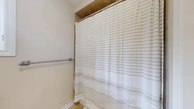 Additional image 40 of 19 Charity Crt