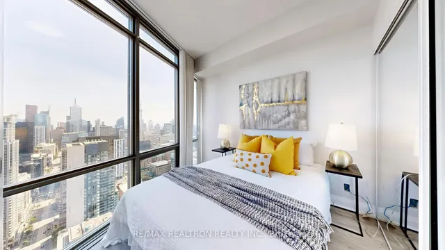 Additional image 21 of 832 Bay St Unit 4109