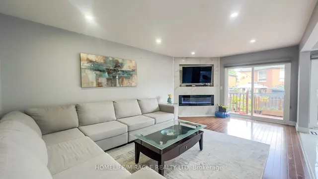 Additional image 10 of 52 Novella Pl