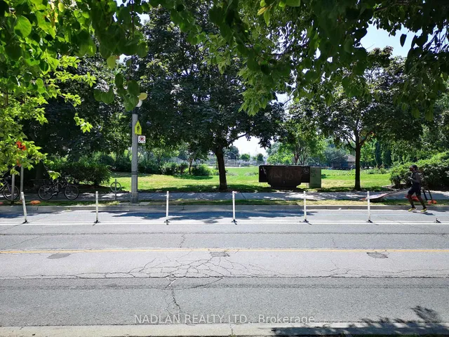 Additional image 20 of 650 Queens Quay Unit 305