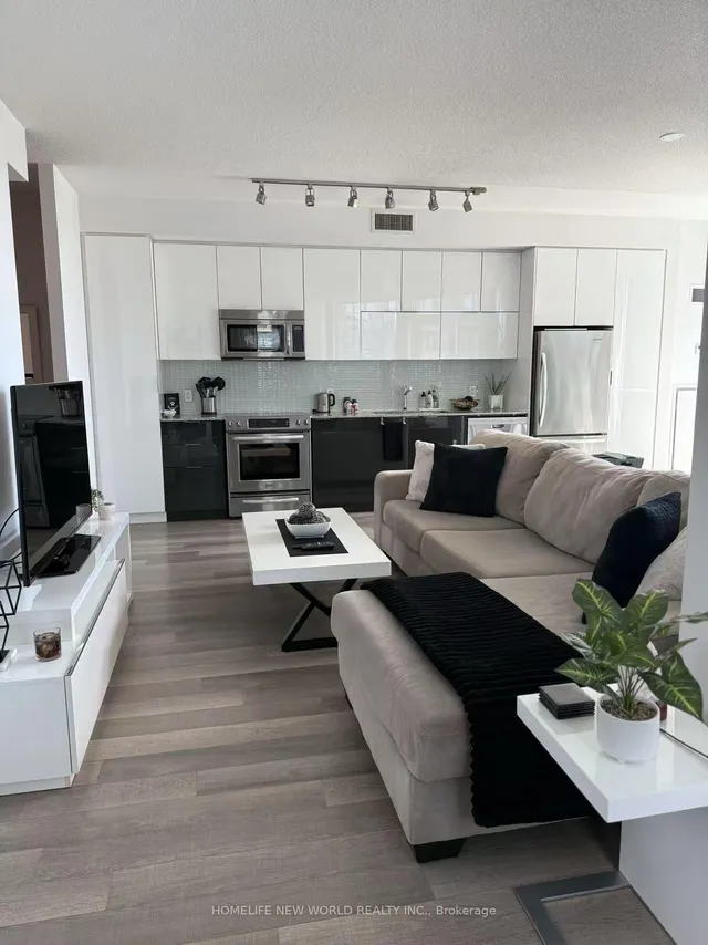 Additional image 5 of 80 Marine Parade Dr Unit 806