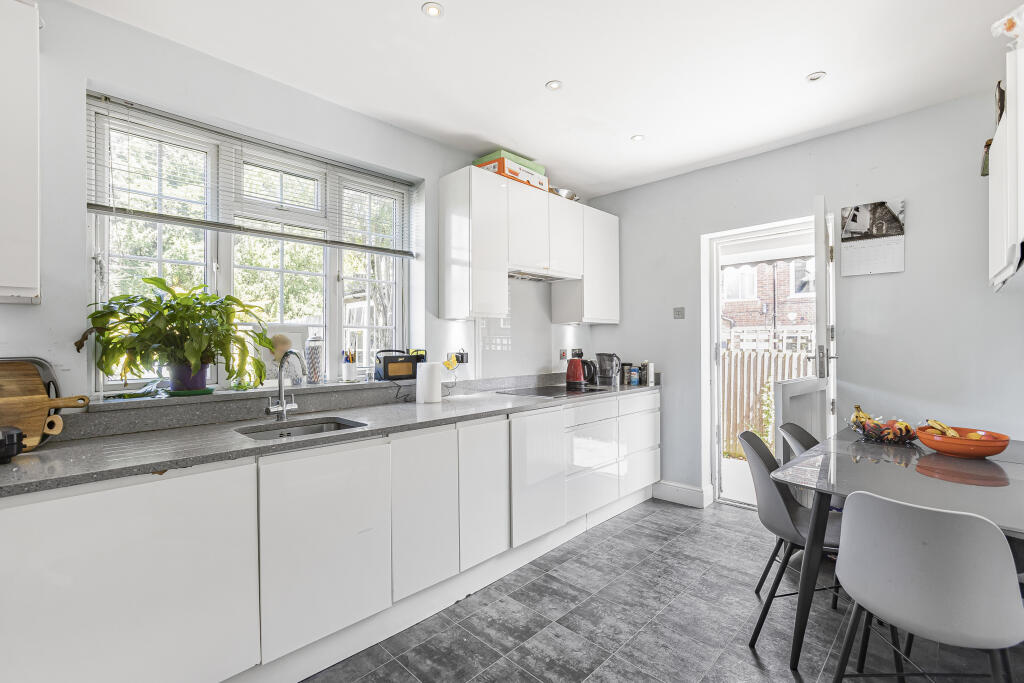 Additional image 27 of St Peters Close, St Albans, AL1