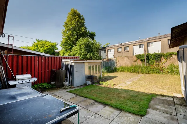 Additional image 28 of 52 Seacliff Blvd