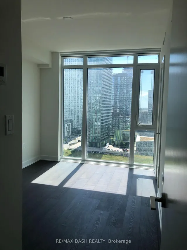 Additional image 28 of 27 Bathurst St Unit 1204W