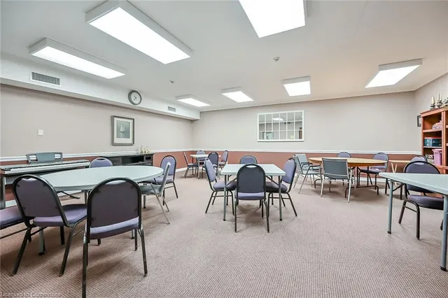 Additional image 39 of 43 Twentyplace Blvd