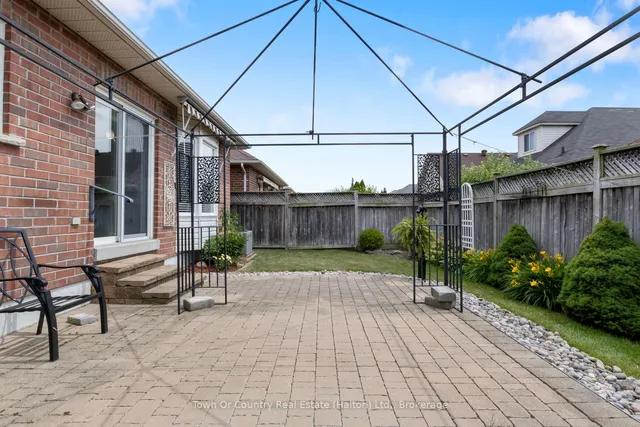 Additional image 40 of 258 Malick St