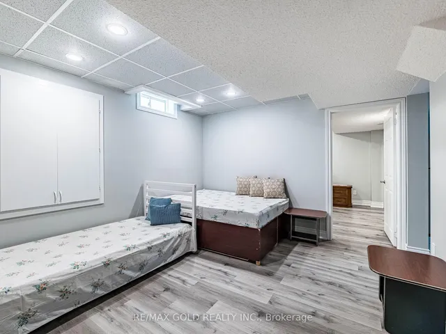 Additional image 29 of 22 Salonica Rd