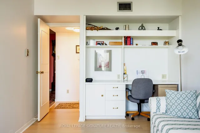 房产图片 10 - 1300 Bloor街810单元