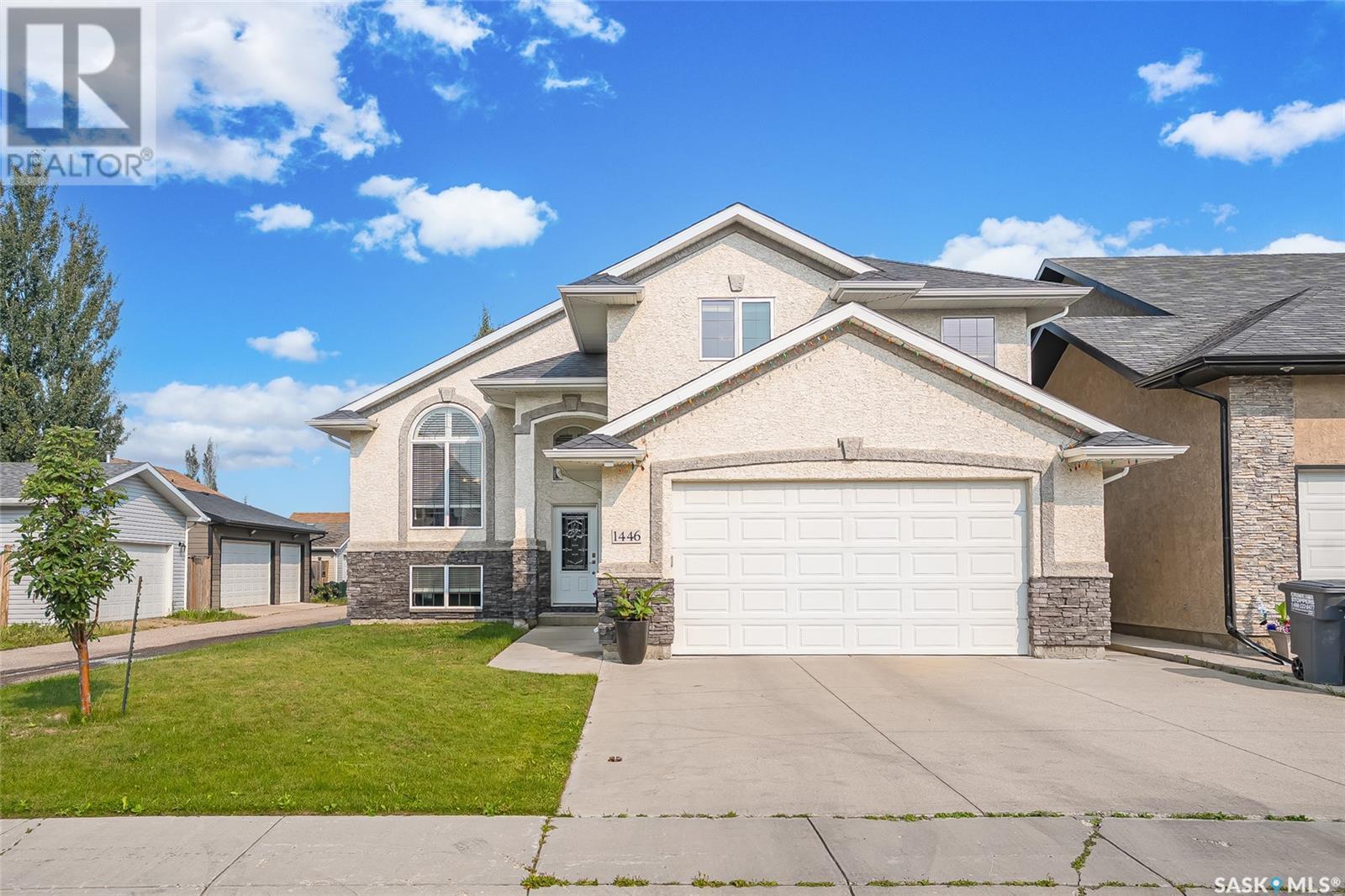 1446 Willowgrove COURT|Saskatoon, Saskatchewan S7W0A9