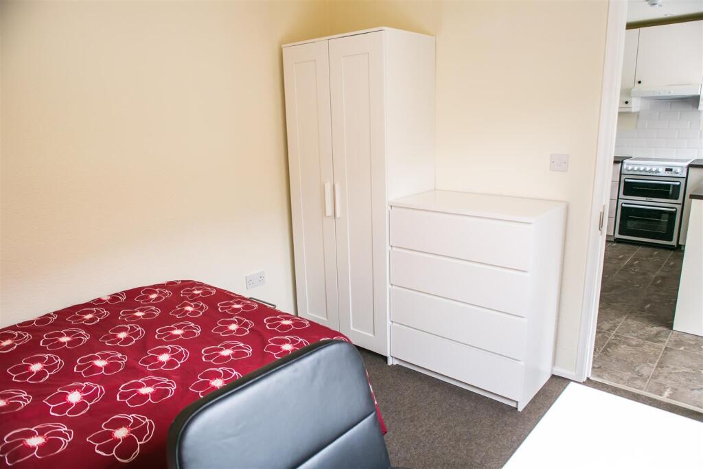 Additional image 39 of Leahurst Crescent, Harborne, Birmingham