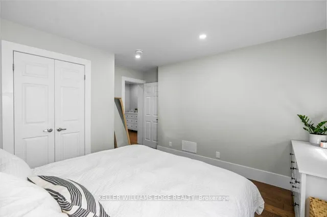 Additional image 18 of 18 Park Row