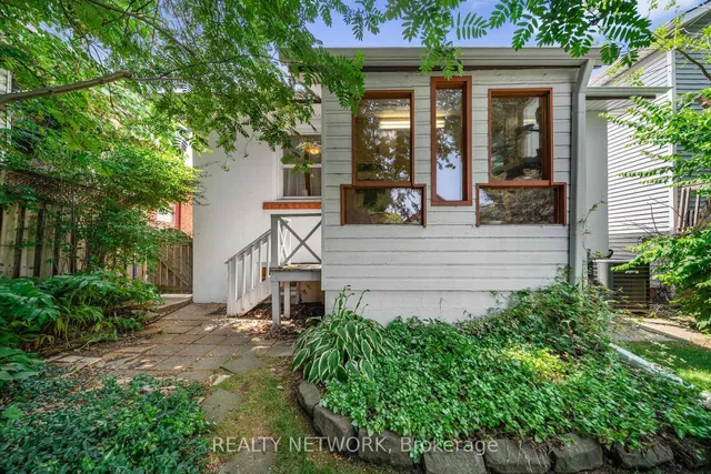 Additional image 37 of 549 Upper Wentworth St