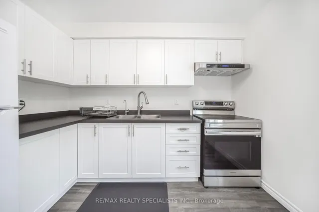 Additional image 12 of 38 Ellis Dr