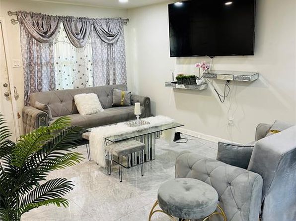 7889 Hamlet St, Houston, TX 77078