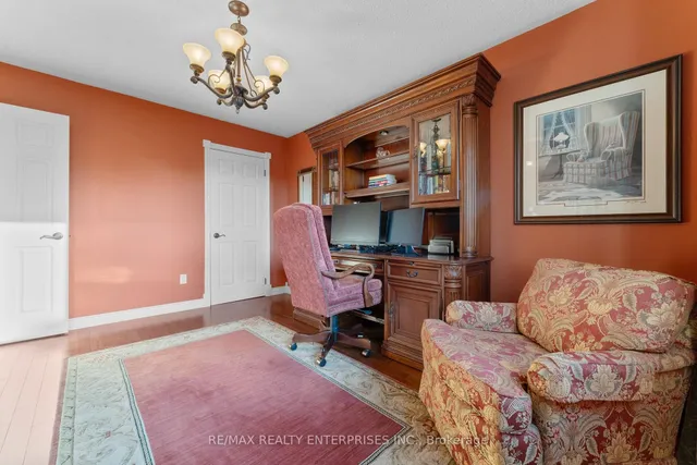 Additional image 24 of 724 Ashprior Ave