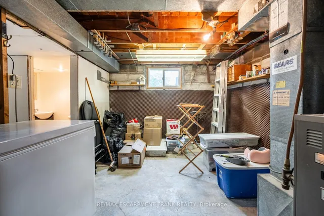 房产图片 37 - 209 东13街