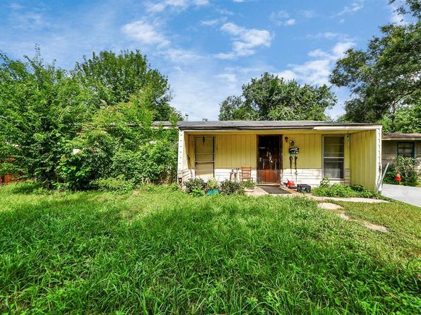 7710 Sharondale Dr, Houston, TX 77033