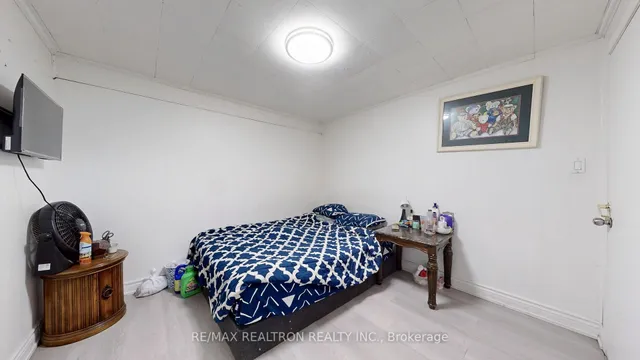 Additional image 26 of 253 Searle Ave