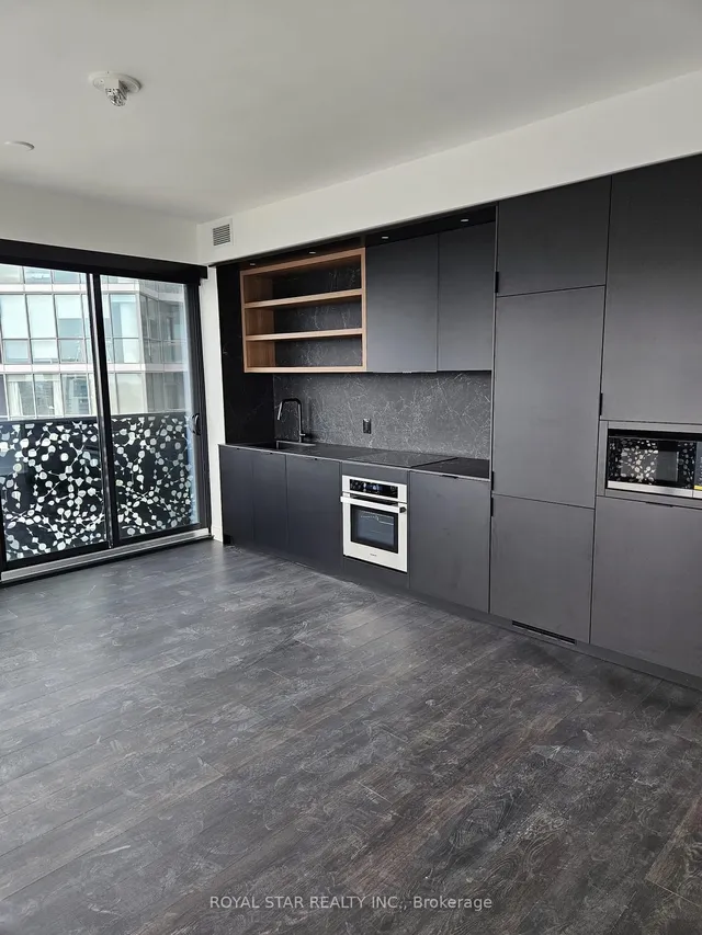 Additional image 19 of 55 Charles St Unit 2706