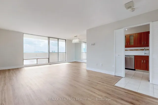 Additional image 3 of 1 Massey Sq Unit 1506