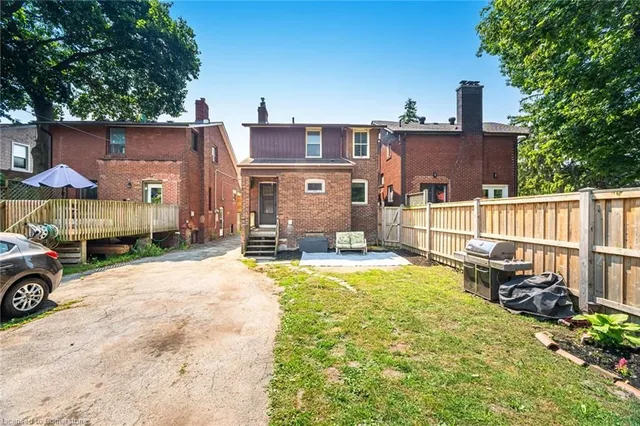 Additional image 40 of 24 Sykes Ave