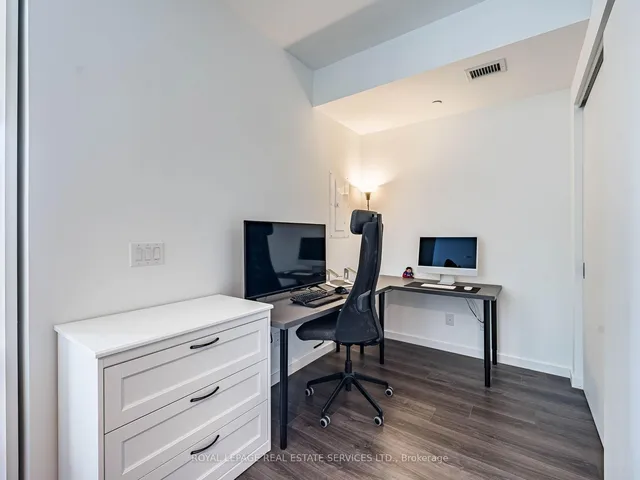 Additional image 26 of 7 Smith Cres Unit 312