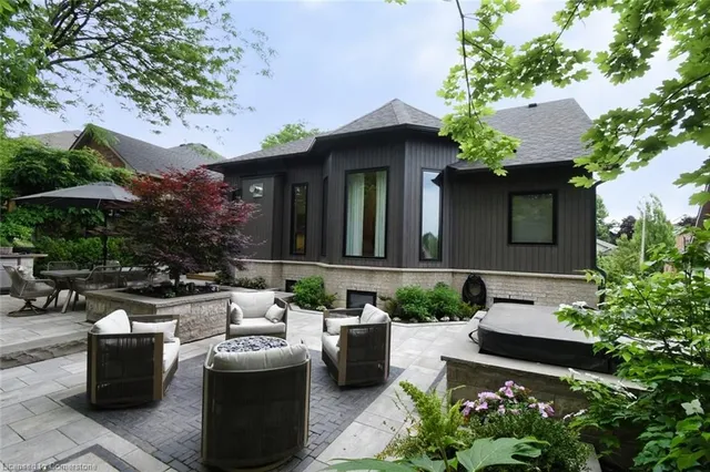 Additional image 11 of 98 Moore Cres