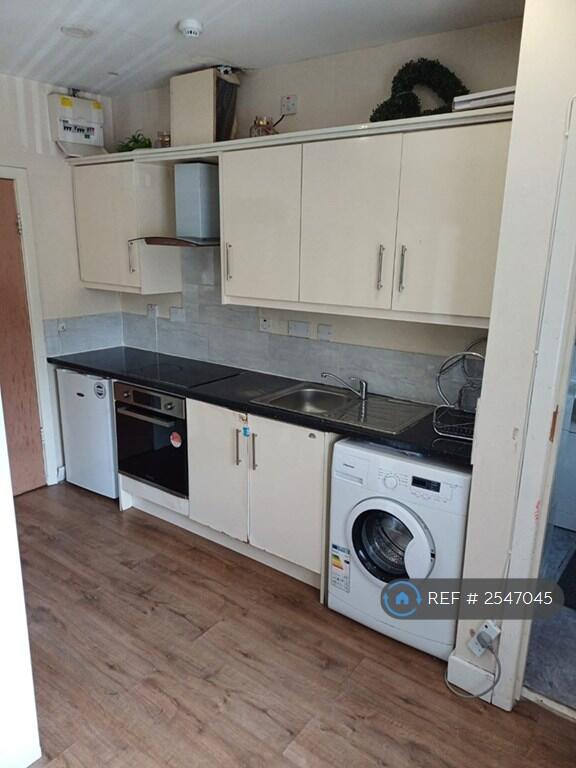Additional image 8 of Haunch Lane, Birmingham, B13