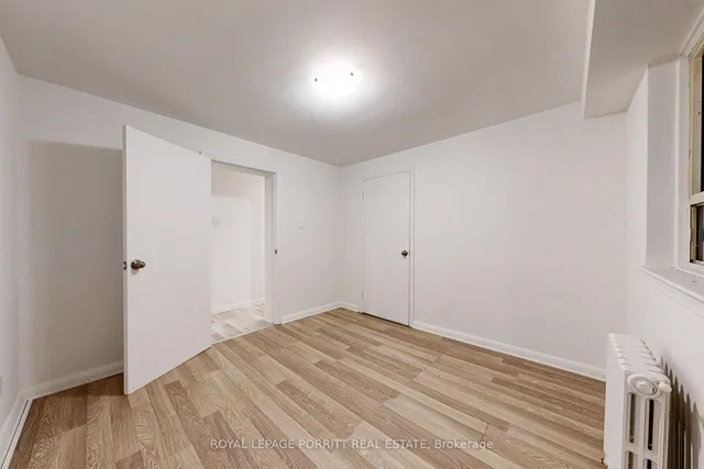 Additional image 32 of 126 A Sixteenth St