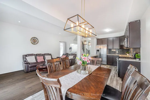 Additional image 15 of 24 Kingsborough Dr