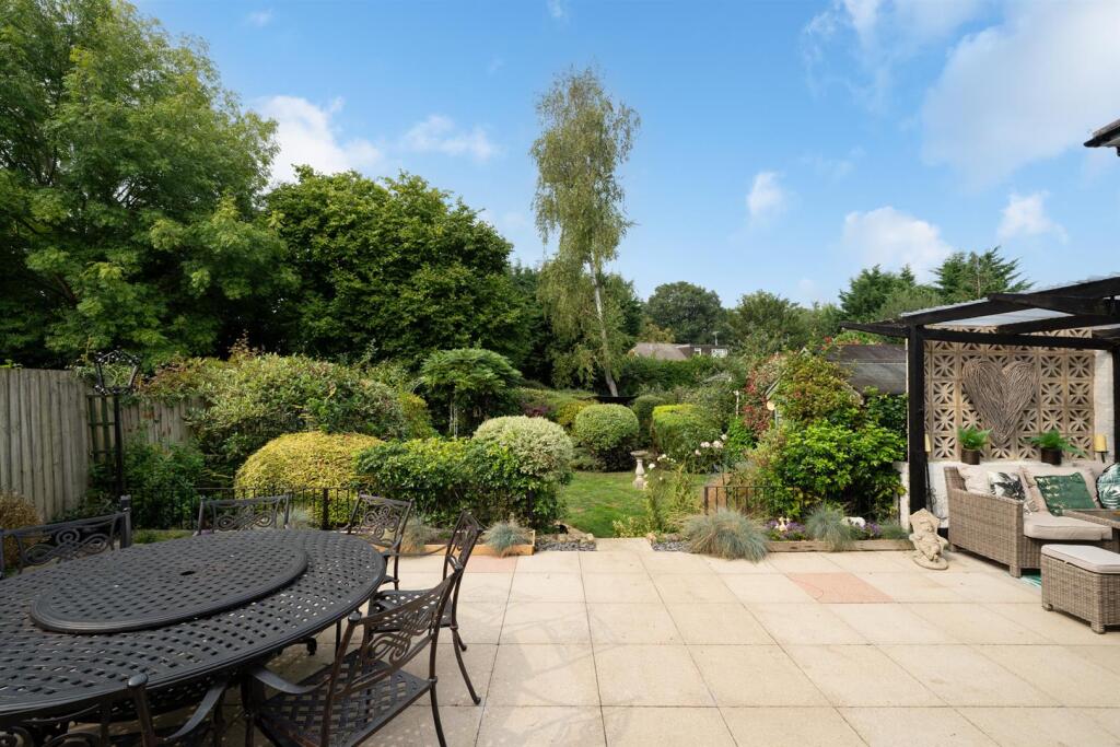 Additional image 28 of Mile House Lane, St Albans