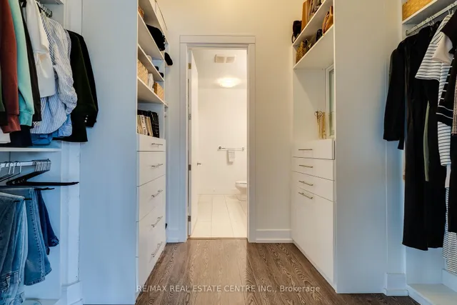 Additional image 12 of 112 Benton St Unit 211