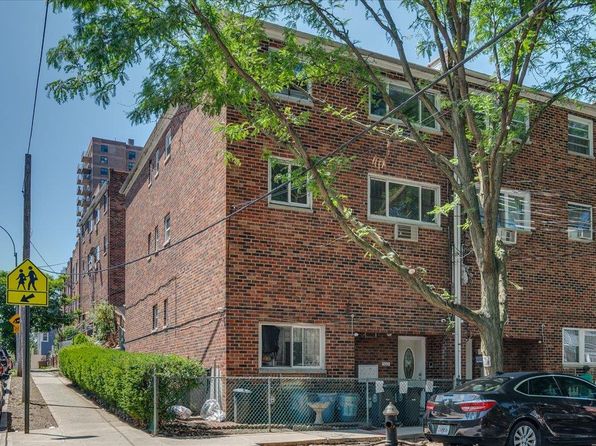 3001 Olinville Avenue, Bronx, NY 10467