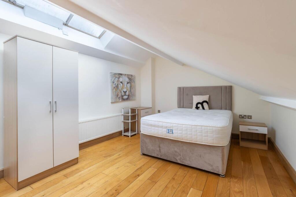 Additional image 18 of The Old Chapel, St. Pauls Square, B3 1QS