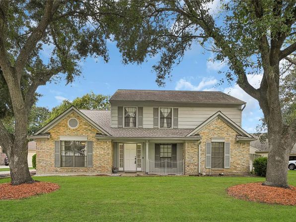 8911 Rocky Valley Dr, Houston, TX 77083