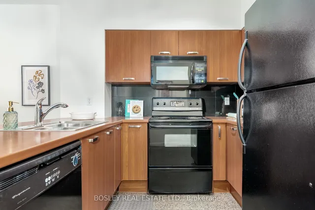 Additional image 7 of 51 Harrison Garden Blvd Unit 306