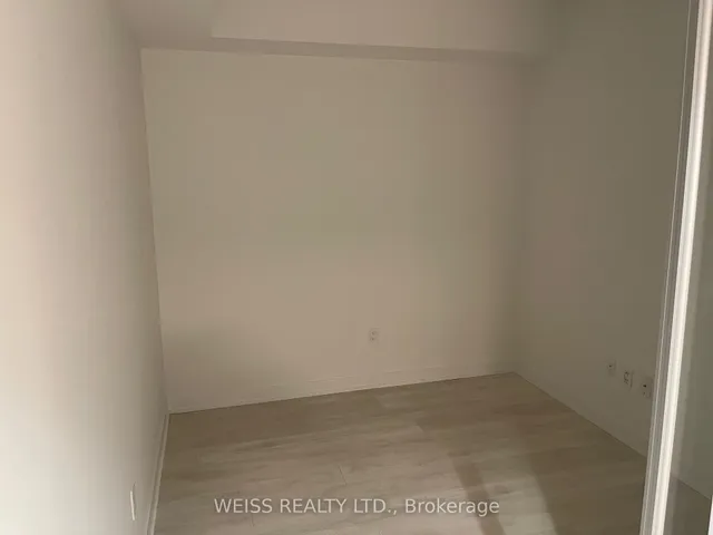 房产图片 5 - 31 Tippett Rd 单元 221