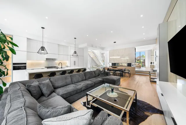 Additional image 11 of 22 Divadale Dr