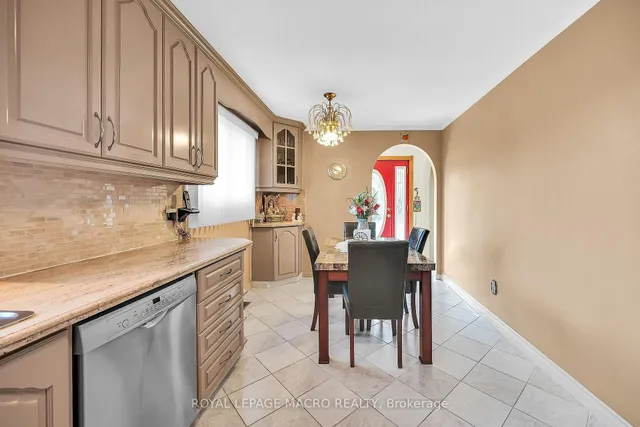 Additional image 15 of 31 Summercrest Dr