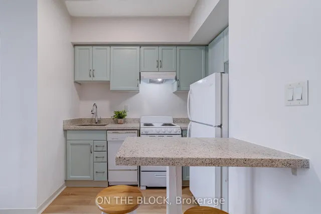 Additional image 3 of 2464 Weston Rd Unit 908