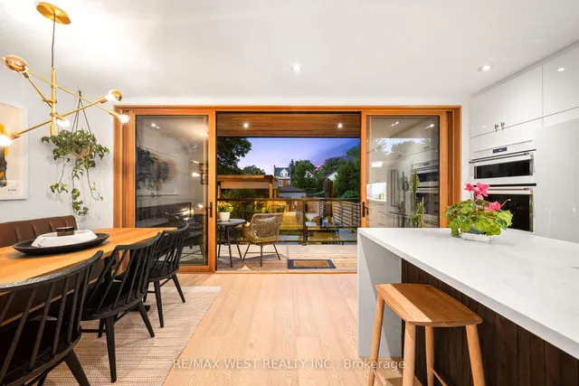 Additional image 32 of 75 Laws St